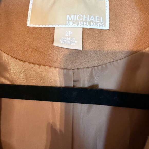 Michael Michael Kors Women’s Camel Wool Blend Zip Coat Size 2P - Picture 4 of 6